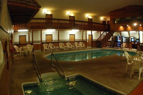 Luck Country Inn Bagian luar foto